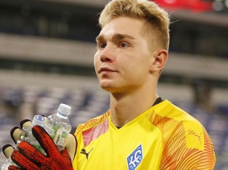 Крылья Советов Иван Ломаев