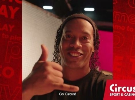 рональдиньо амбассадор