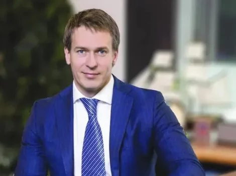 Михаил Волков