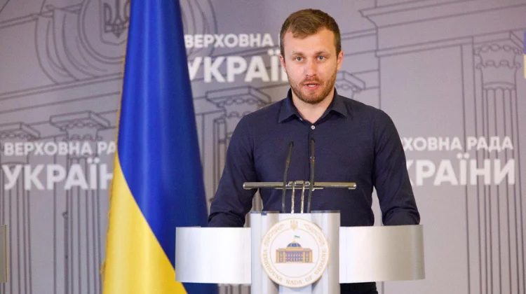 Украинский депутат обвинил Федерацию бадминтона в организации турнира для букмекера