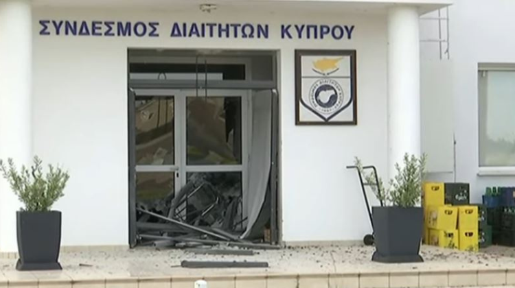 Взрыв бомбы около Кипрской ассоциации судей связывают с «договорняками» на острове