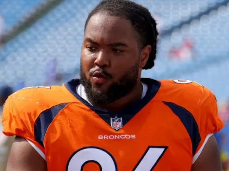 Эйиома Увазурике NFL