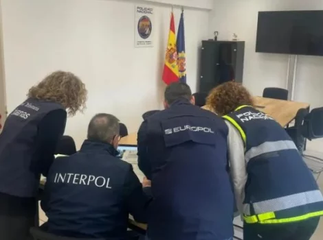 полиция Испании