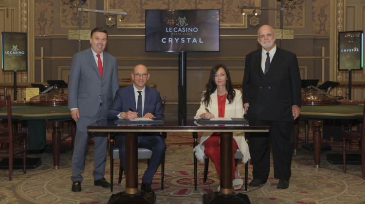 На круизных кораблях компании Crystal будет работать казино «‎Монте-Карло»