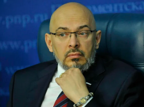 Николай Николаев