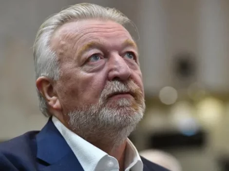 Василий Титов