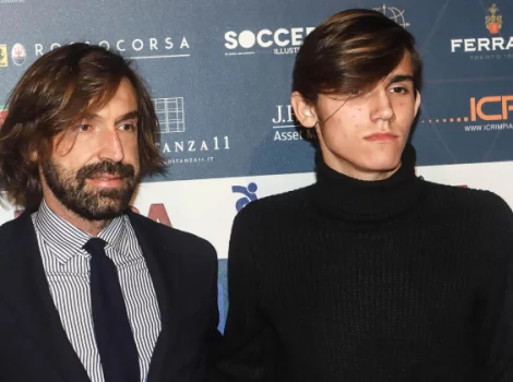 Андреа Пирло с сыном