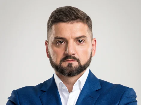 Дмитрий Сергеев
