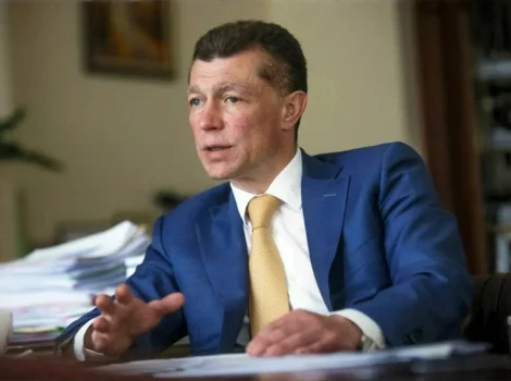 Максим Топилин