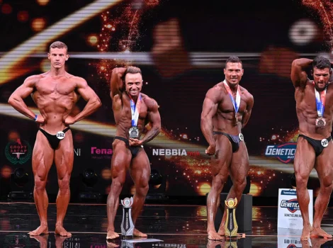 бодибилдеры