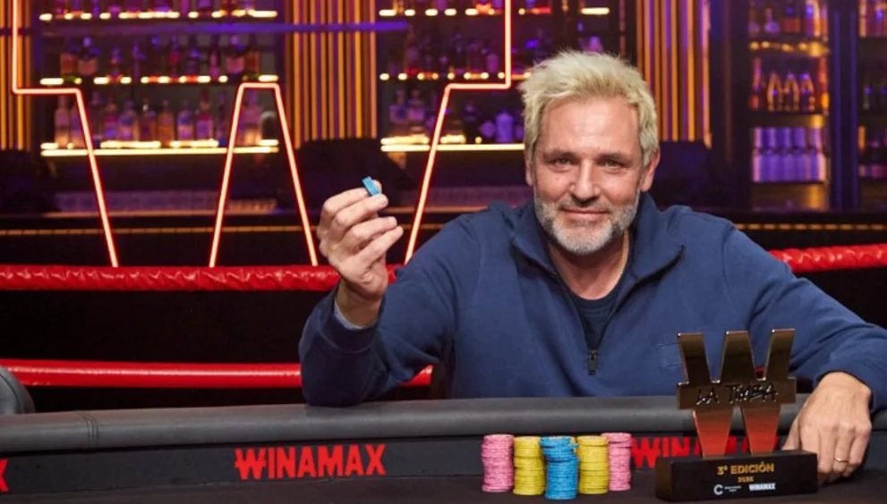 Сантьяго Канисарес