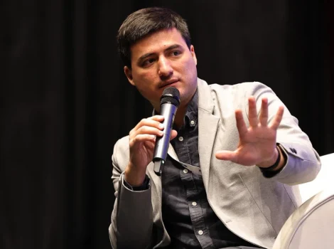 Аскаржон Закиров