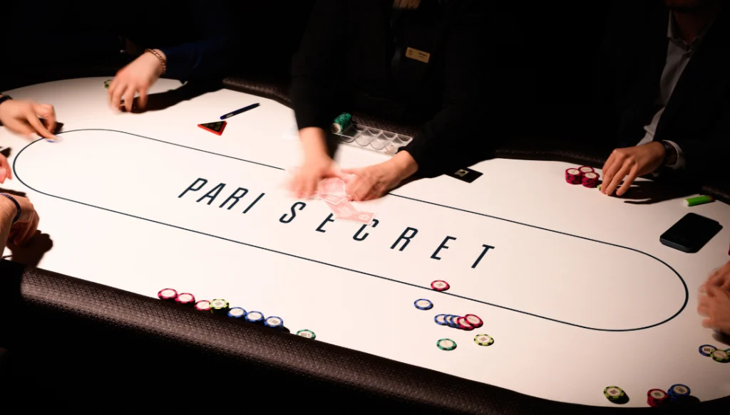 PARI SECRET POKER