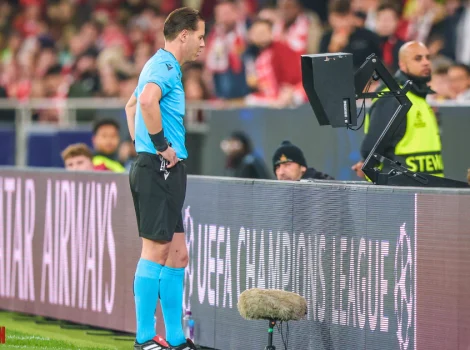 VAR