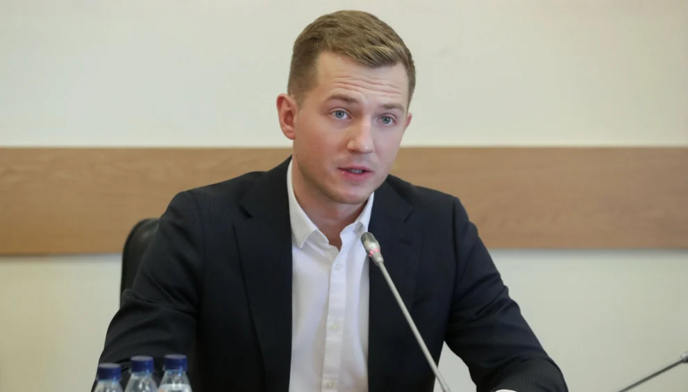 Артем Метелев