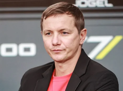 Роман Павлюченко