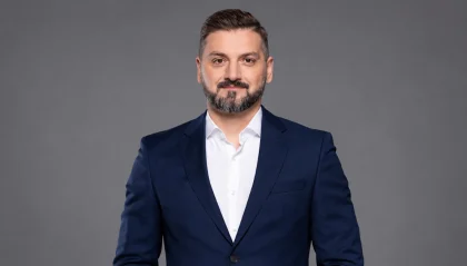 Дмитрий Сергеев